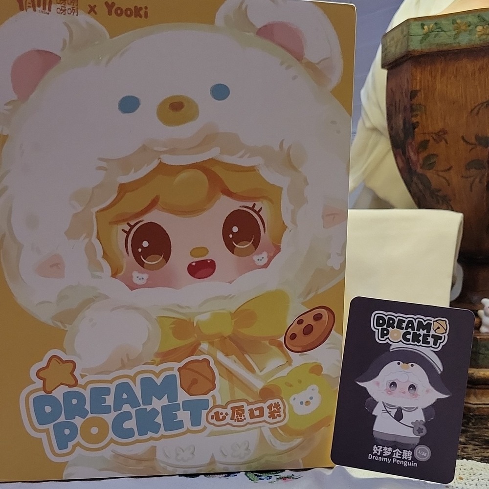 Yalli Dream Pocket Dreamy Penguin Collectible Figure Animation Multicolor SECRET